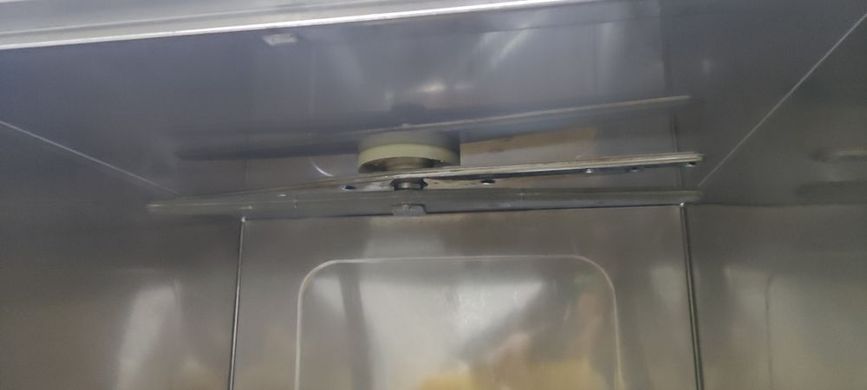 Професійна посудомийна машина GGMGastro