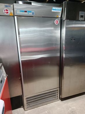 Холодильник пекарський під протвені 60/40 Gram 625л