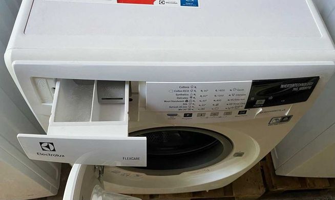 Пральна машина Electrolux EWF71611F (7кг) з Європи