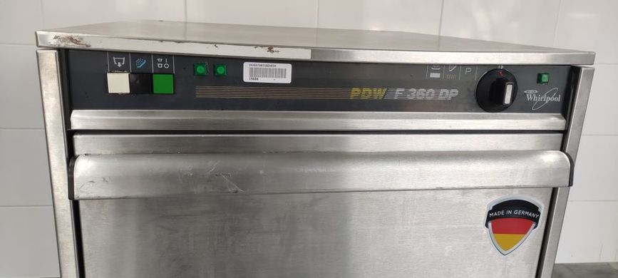 Професійна фронтальна посудомийна машина Whirlpool PDW F360 DP