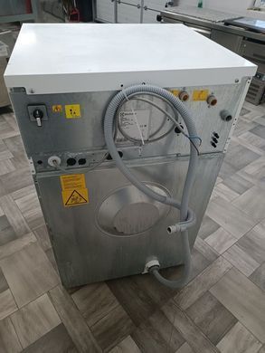 Професійна пральна машина Electrolux 9 кг