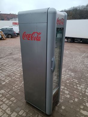 Ретро холодильник Coca cola