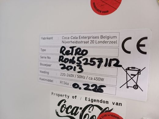 Ретро холодильник Coca cola