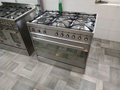 Газова плита з електричною духовкою Smeg 90 см