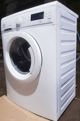 Пральна машина Electrolux EWF1464TYW (6кг) з Європи