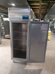 Холодильна шафа професійна Coolcompact Magnos